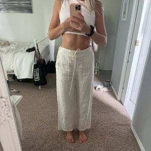 BRAND NEW WHITE PANTS